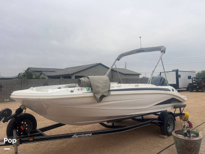 2022 Hurricane Sundeck Sport 185