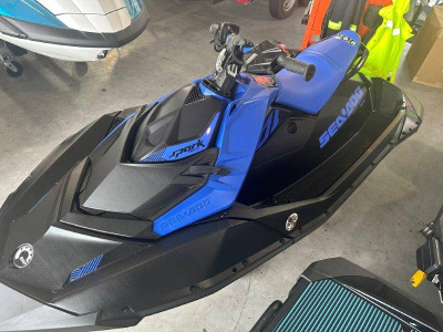 2023 Sea Doo Spark 2UP Trixx