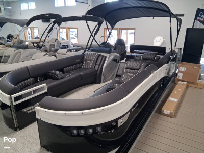 2025 Bennington 25 RXSB