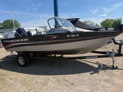 2011 Tracker TARGA V18WT