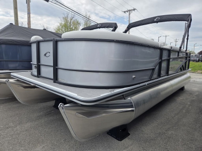 2026 Crest Conquest SE 220 Cruise 2-Tube w/115hp and Trailer