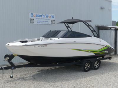 2019 Yamaha AR240