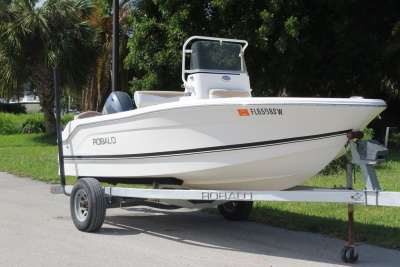 2016 Robalo R160