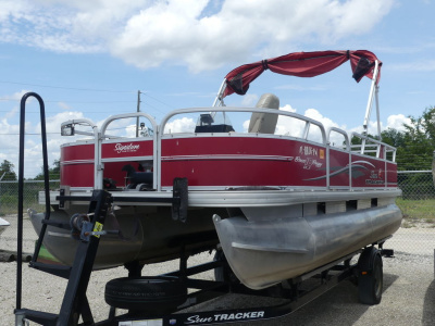 2015 Sun Tracker BASS BUGGY® 18 DLX