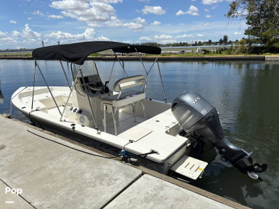 2021 Cobia 21 Bay