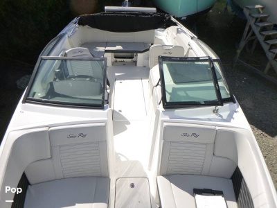 2022 Sea Ray SPX 230 OB