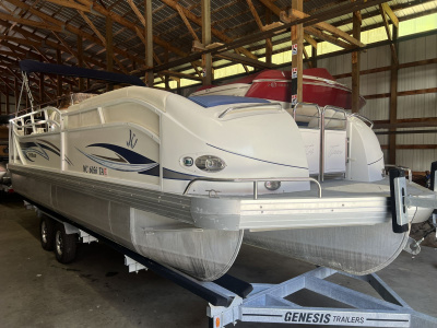 2006 JC Tritoon 246 Classic O/B