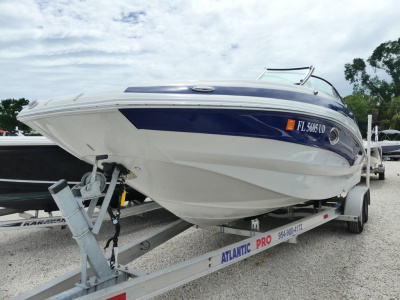 2023 Crownline E235 XS