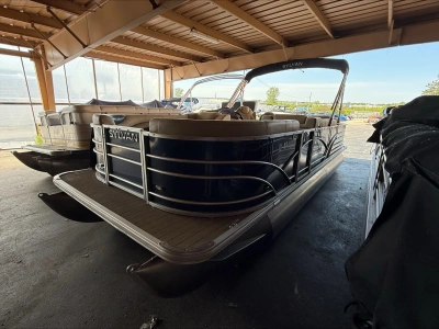 2018 Sylvan 8522