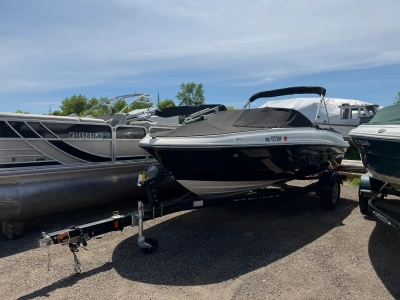2023 Bayliner VR4 Bowrider