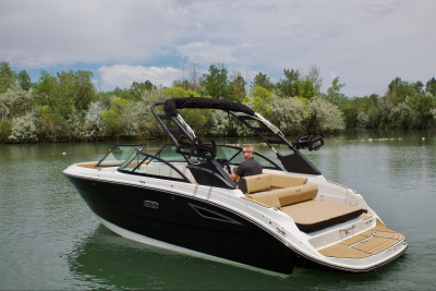 2026 Sea Ray 230 SDX Surf