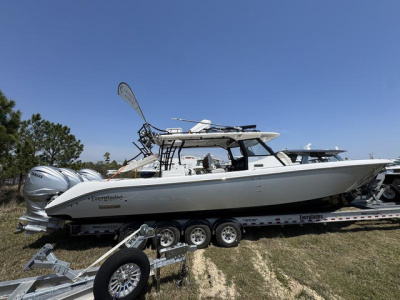 2019 Everglades 435CC