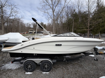 2026 Sea Ray SPX
