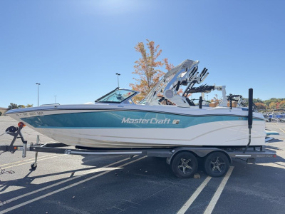 2020 Mastercraft XT Series