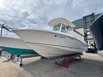 2016 Boston Whaler Outrage®