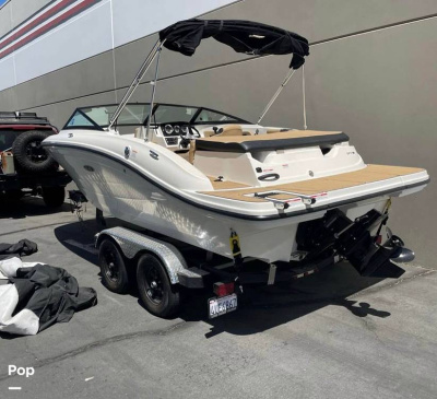 2022 Sea Ray SPX 190