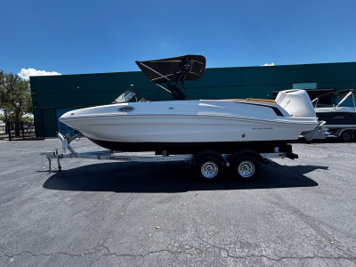 2021 Bayliner VR6