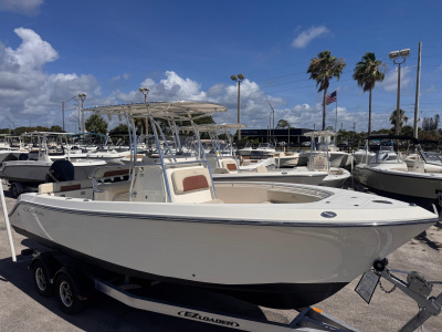 2023 Cobia 237 CC
