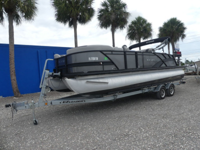 2023 Sylvan L3 DLZ TRITOON