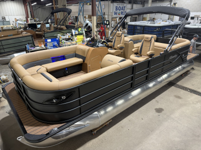 2026 Bentley Legacy 243 300HP Navigator Quad Lounge Tritoon