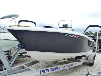 2018 Nautic Star 19 XS