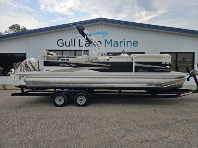 2012 Manitou OASIS 24 STD SHP