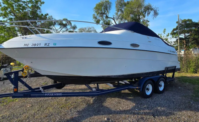 1999 Four Winns 258 Vista