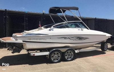 2009 Regal 2520