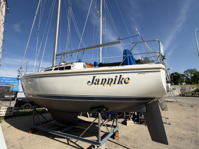 1988 Catalina 30 MKII Tall Rig