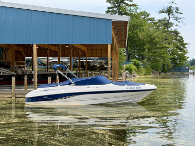 2005 Chaparral SSi 210