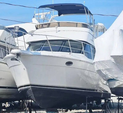2003 Carver 356MY