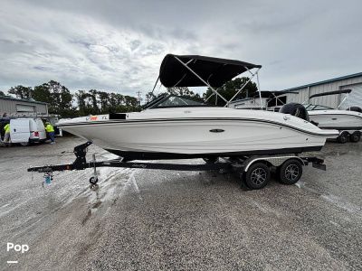 2023 Sea Ray SPX 210 OB