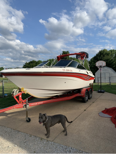 2000 Four Winns Horizon 210