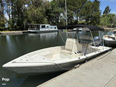 2021 Cobia 21 Bay