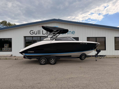 2021 Yamaha 252 SE