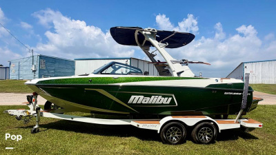 2021 Malibu 22 LSV