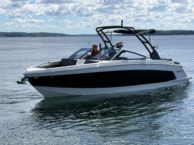 2026 Cobalt R8 Surf