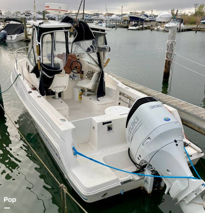 1997 Aquasport 225 Explorer