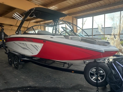 2019 Tige R 20
