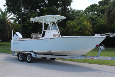 2021 Sea Born LX24 Center Console LE