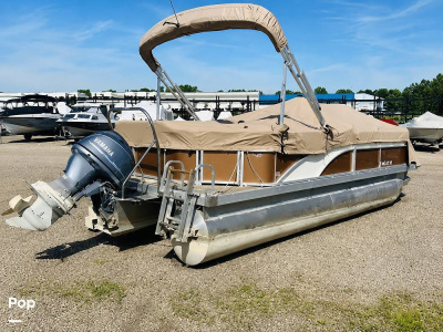 2017 Bennington SLX 21