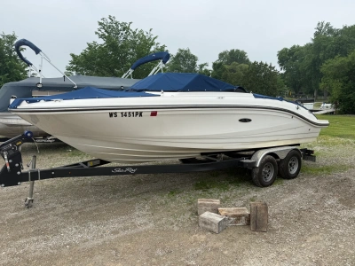 2022 Sea Ray 210 SPX