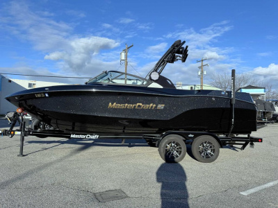 2025 Mastercraft XT23