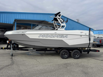 2026 Moomba Max