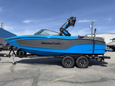 2022 Mastercraft XT22