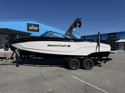 2026 Mastercraft XT22