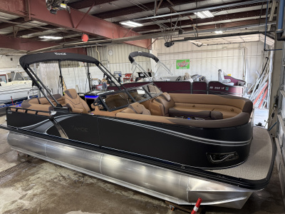 2026 Tahoe LTZ 2385 Elite Windshield Tritoon & Honda 300HP 4-Stroke EFI