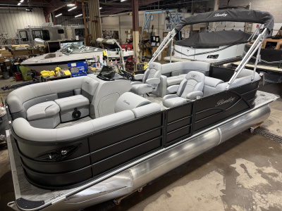 2026 Bentley Legacy 220 Navigator Quad Lounge & Honda 4-Stroke EFI