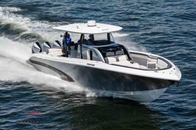2016 Contender 28T