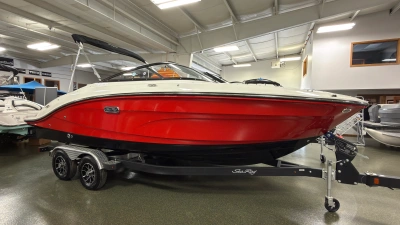 2025 Sea Ray SPX 210